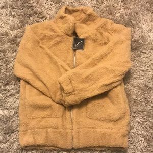 Cozy teddy bear zip up-never worn!